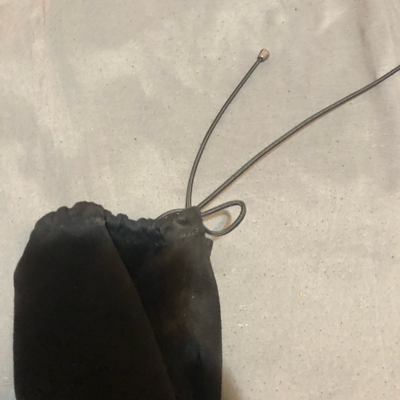 Black boots - Picture 2 of 3